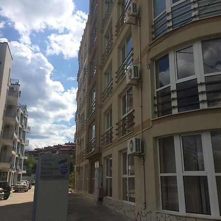 Sunrise Apartment Balchik Exterior photo