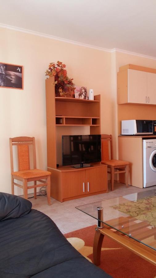 Sunrise Apartment Balchik Exterior photo