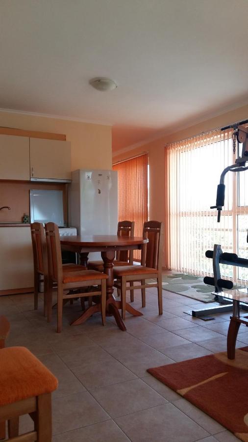 Sunrise Apartment Balchik Exterior photo